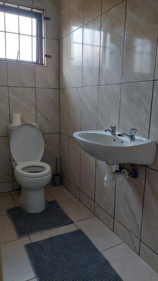 Mossie Inn Accommodation Swakopmund Ngoại thất bức ảnh